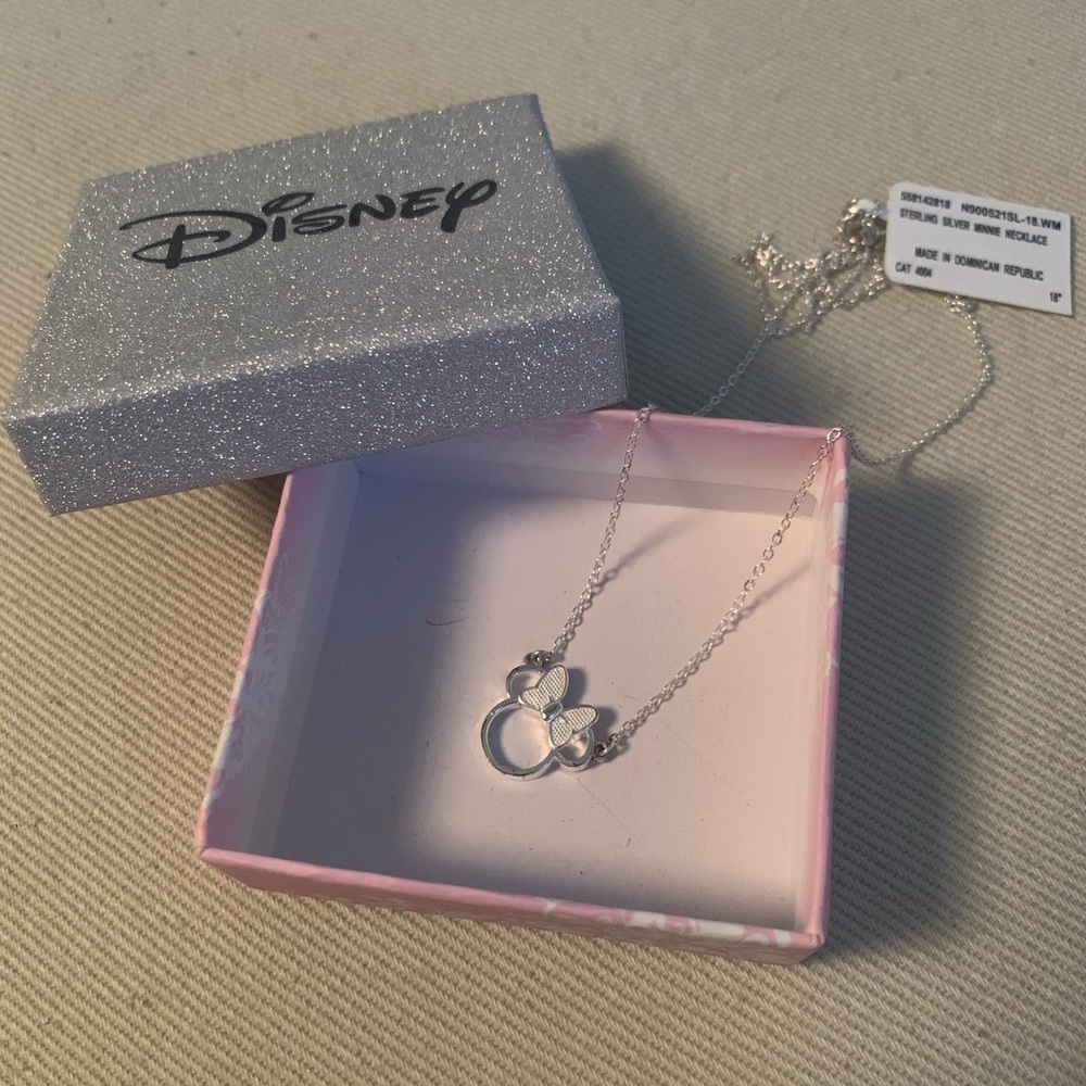 Minnie Mouse necklace